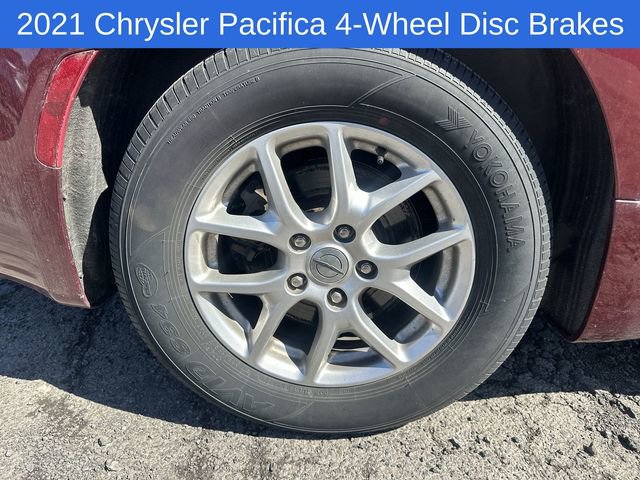 Used 2021 Chrysler Pacifica Touring-L FWD image 22