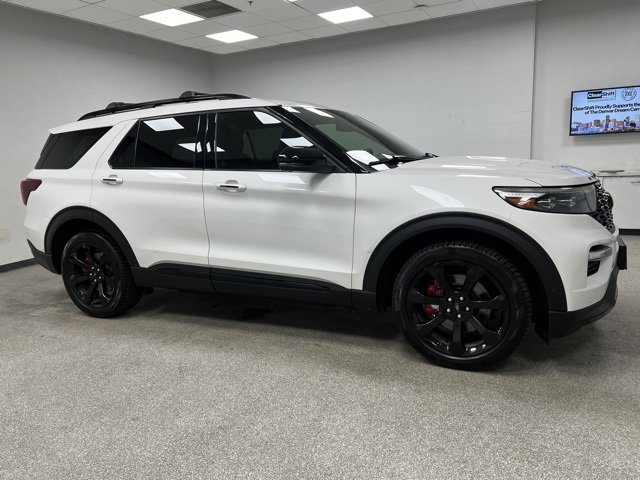Used 2020 Ford Explorer ST w/ ST Street Pack image 14
