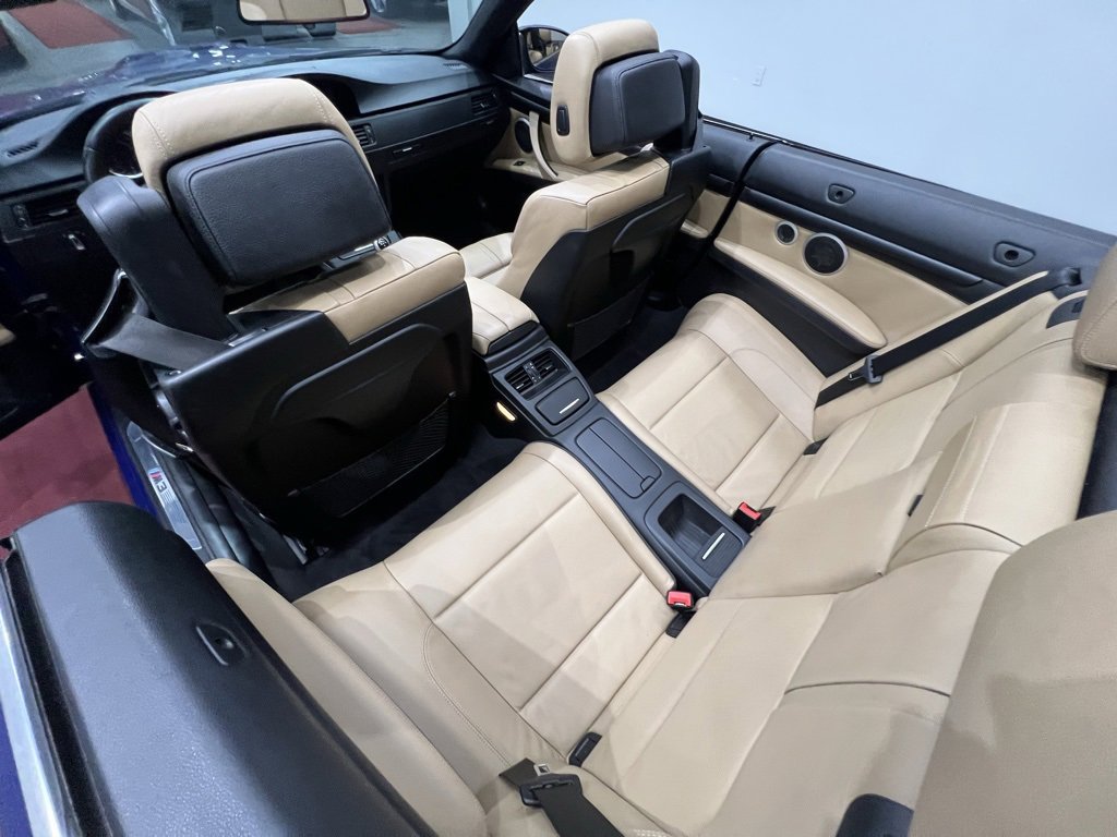 Used 2012 BMW M3 Base image 32