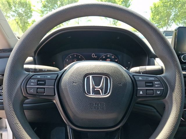 Used 2025 Honda Accord LX image 18