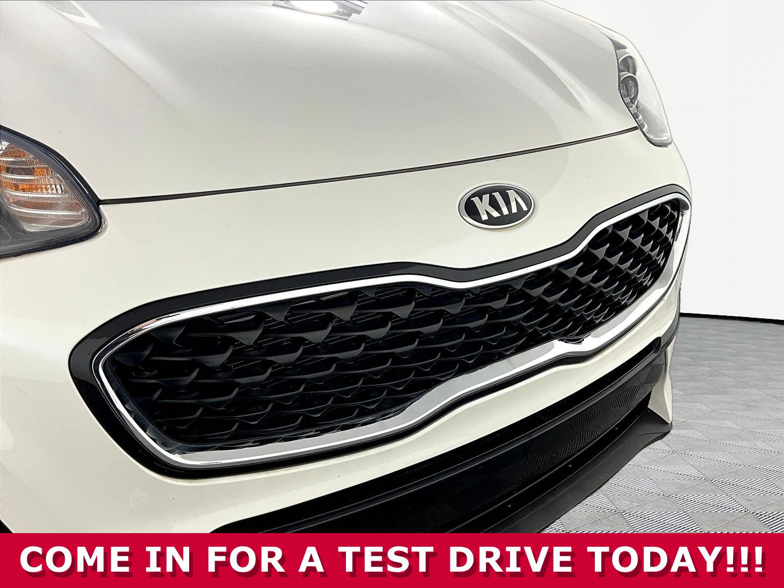 Certified 2022 Kia Sportage LX FWD image 29