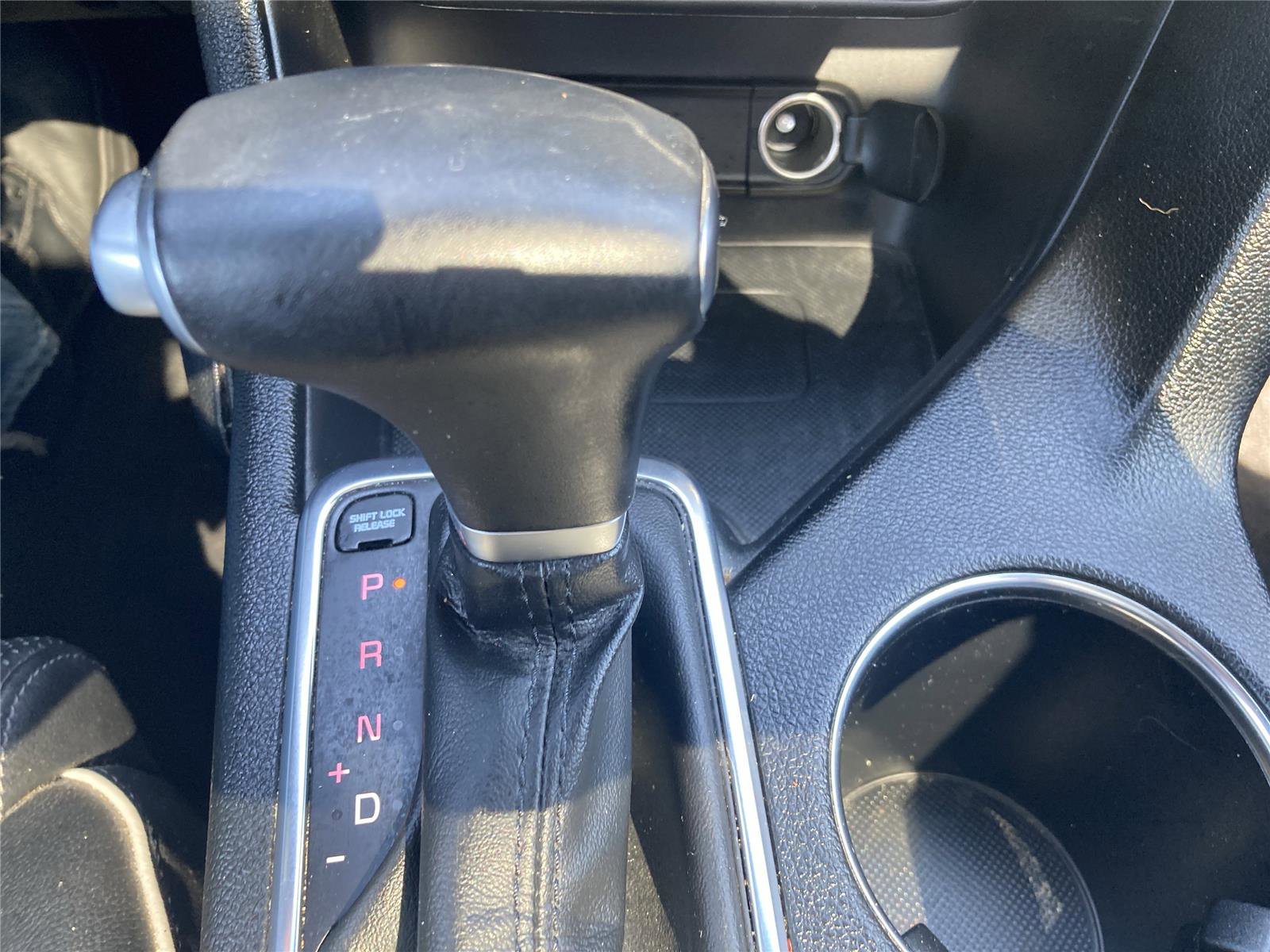 Used 2022 Kia Sportage SX image 17