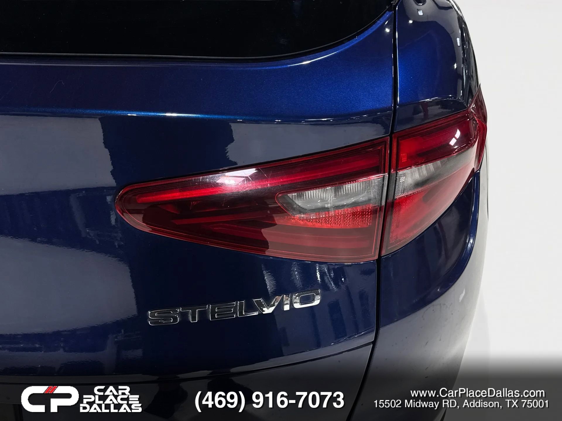 Used 2018 Alfa Romeo Stelvio Sport w/ Quick Order Package 22J Sport AWD/4WD image 20
