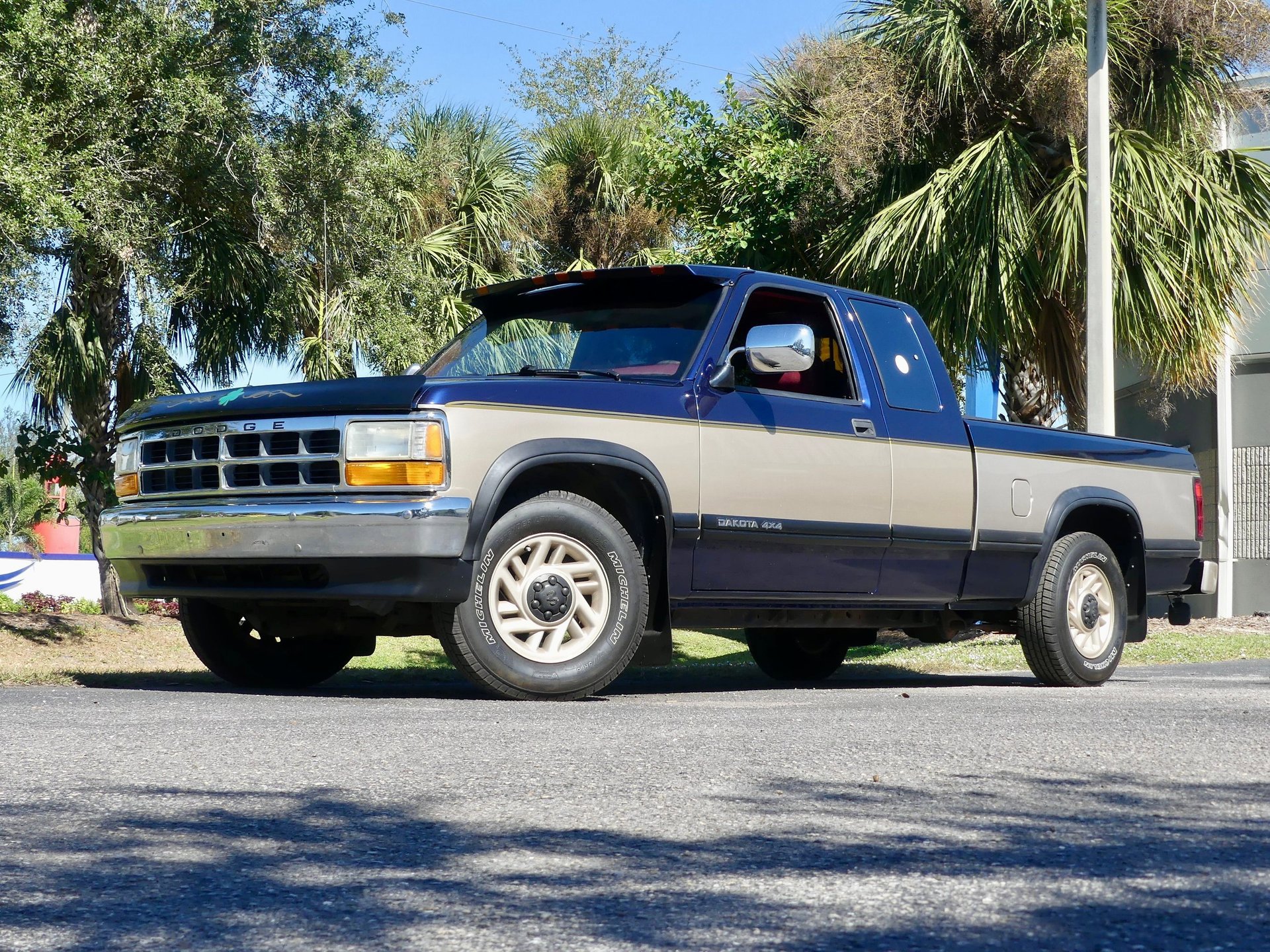 Used 1993 Dodge Dakota 2WD Club Cab image 9