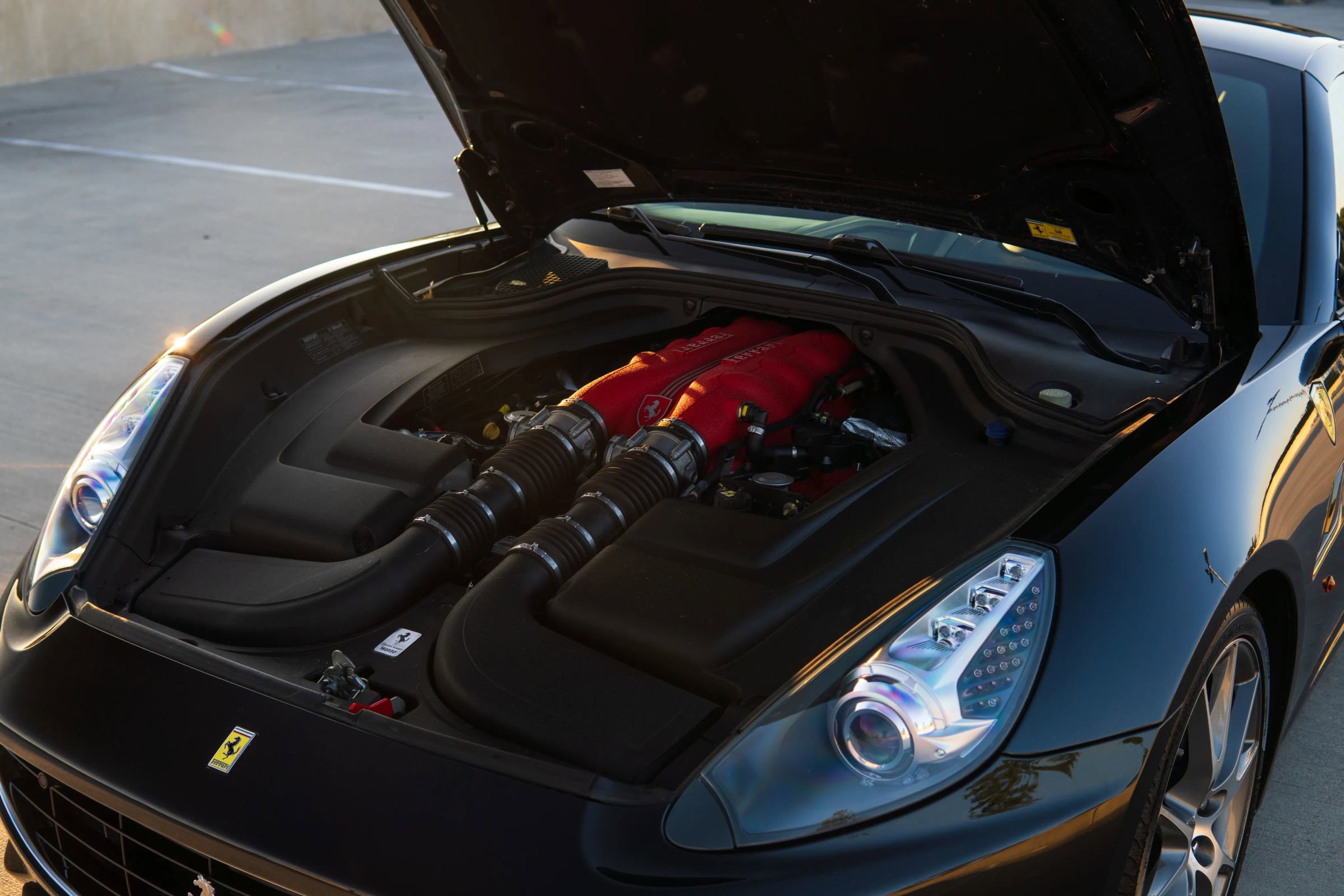 Used 2010 Ferrari California RWD image 22