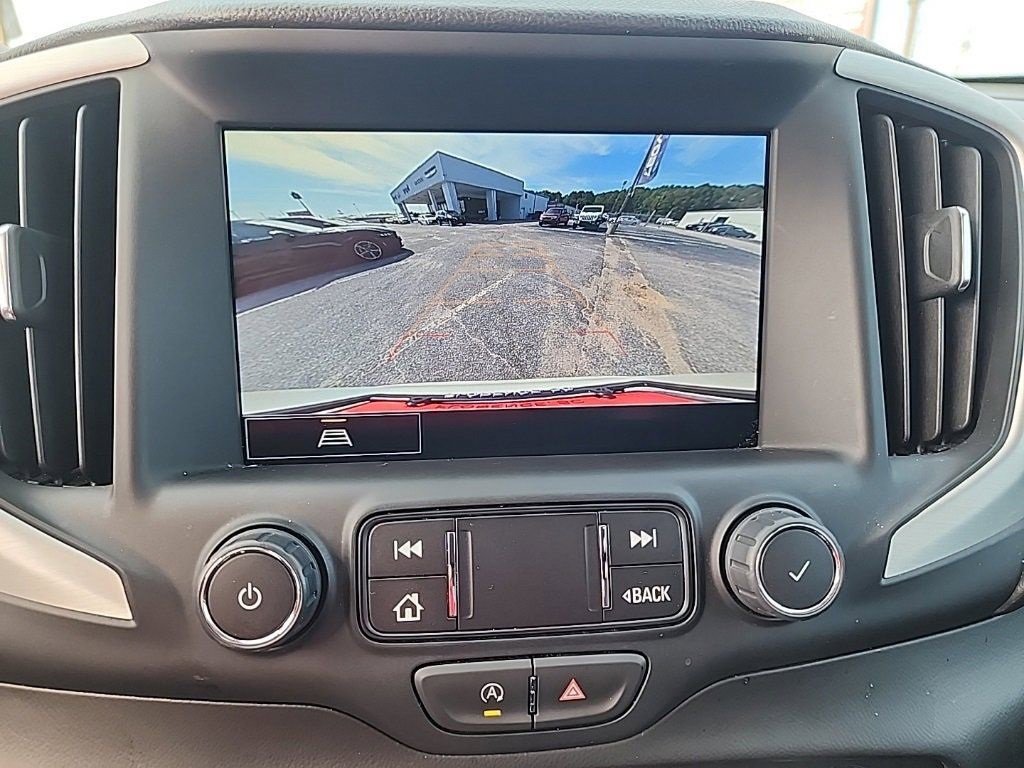 Used 2023 GMC Terrain SLT image 23