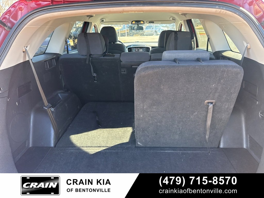 Used 2019 Kia Sorento LX image 13