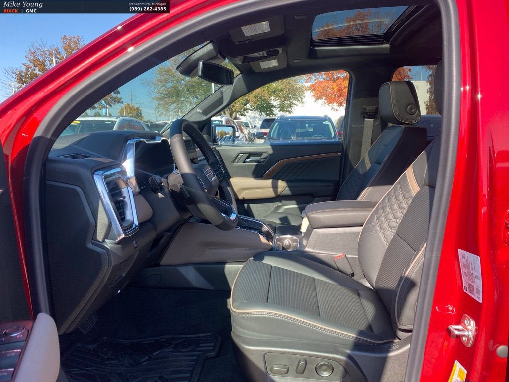 New 2026 GMC Canyon Denali AWD/4WD image 13