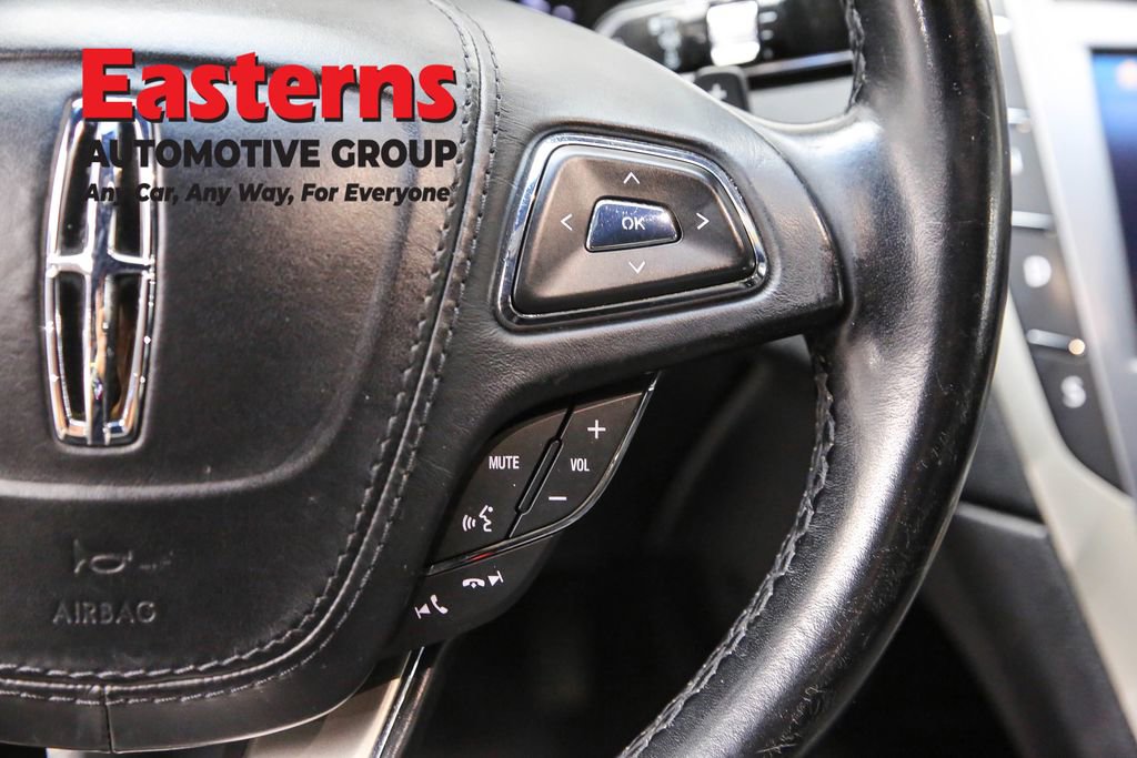 Used 2019 Lincoln MKZ Premiere FWD image 16