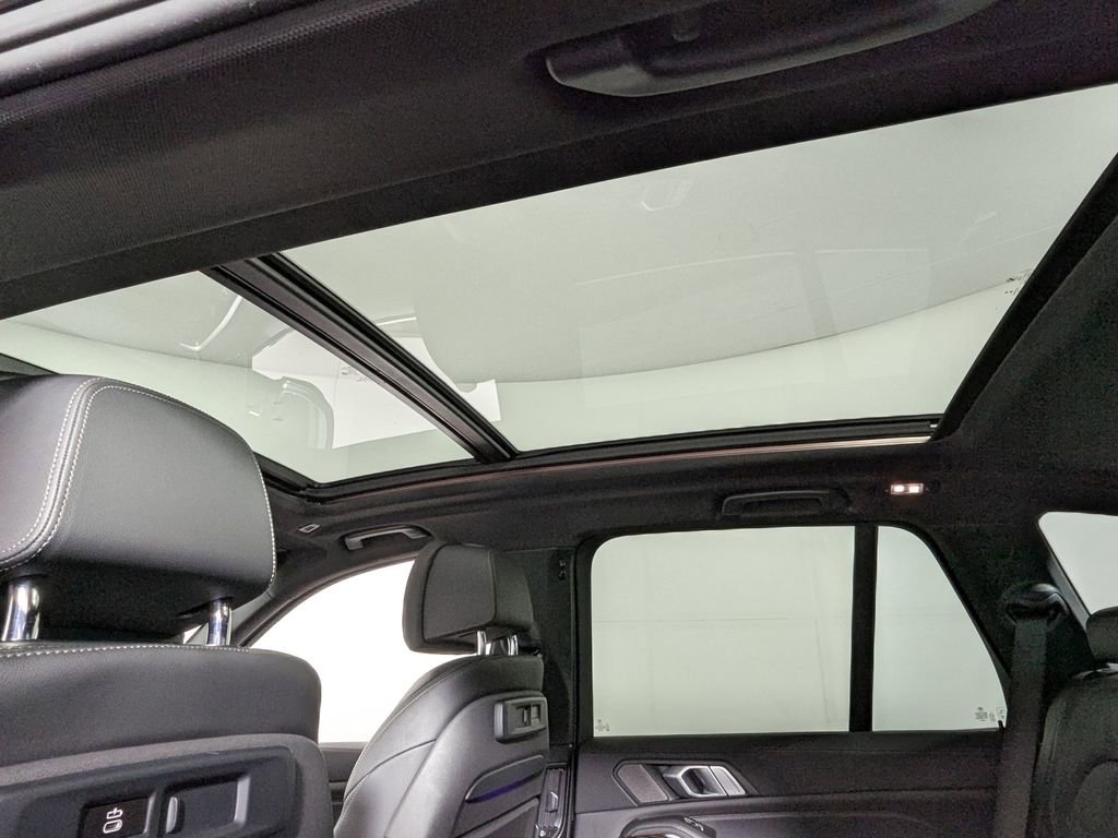 Used 2020 BMW X5 xDrive40i w/ Convenience Package image 12