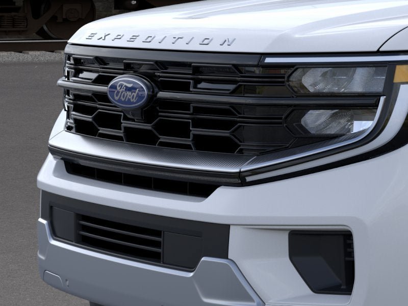 New 2026 Ford Expedition Platinum w/ Driver's Package AWD/4WD image 17
