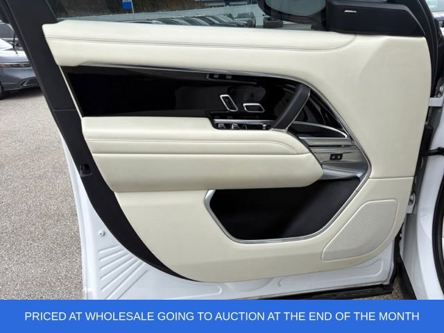 Used 2023 Land Rover Range Rover SE image 21