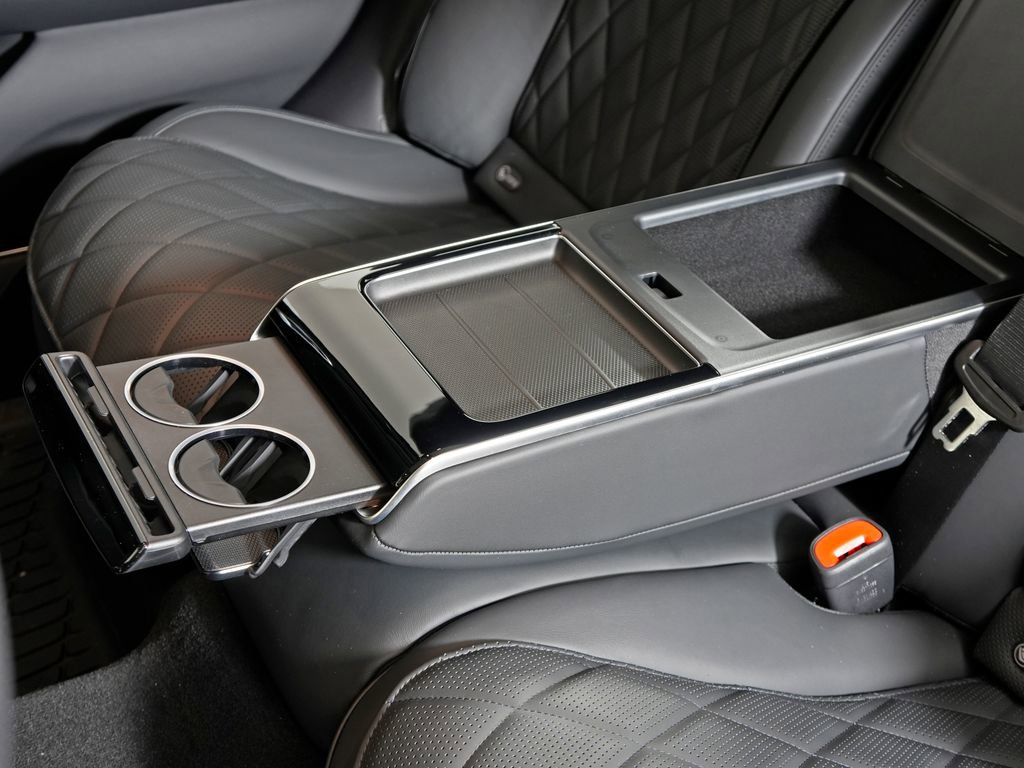 Certified 2025 Mercedes-Benz S 580 4MATIC Sedan image 35
