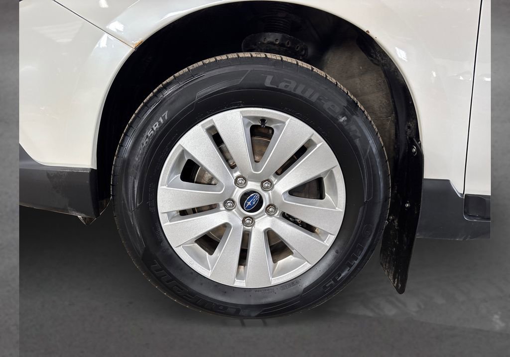 Used 2019 Subaru Outback 2.5i image 12