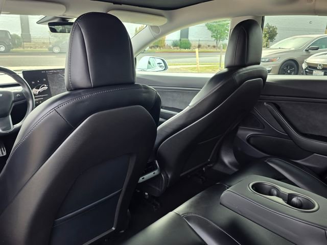 Used 2019 Tesla Model 3 Standard Range Plus image 19