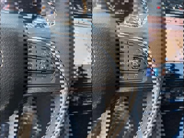 New 2025 Jeep Grand Cherokee L Limited w/ Luxury Tech Group II image 9