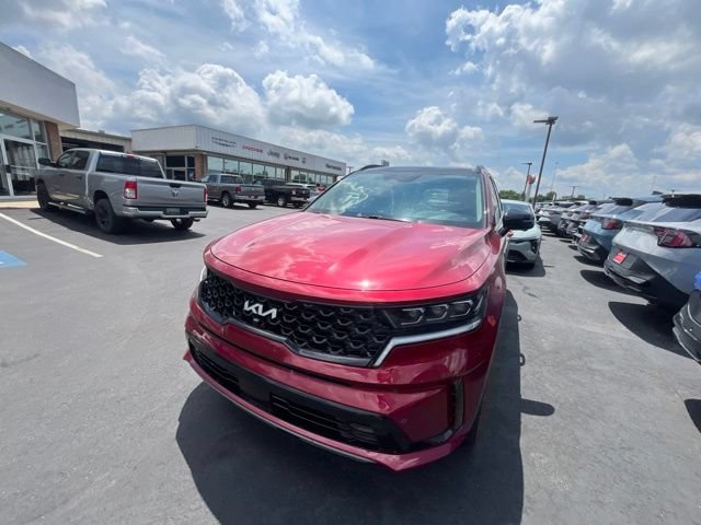 Used 2023 Kia Sorento SX AWD/4WD image 4