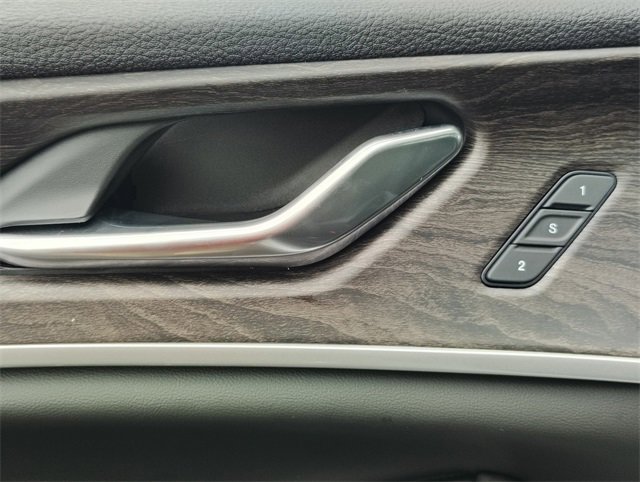 New 2025 Jeep Grand Cherokee Limited w/ Trailer Tow Package image 13