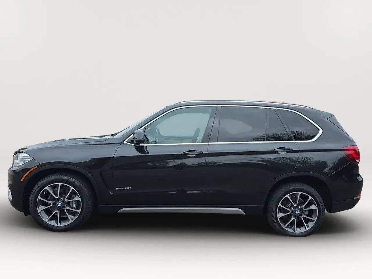 Used 2018 BMW X5 sDrive35i RWD image 5
