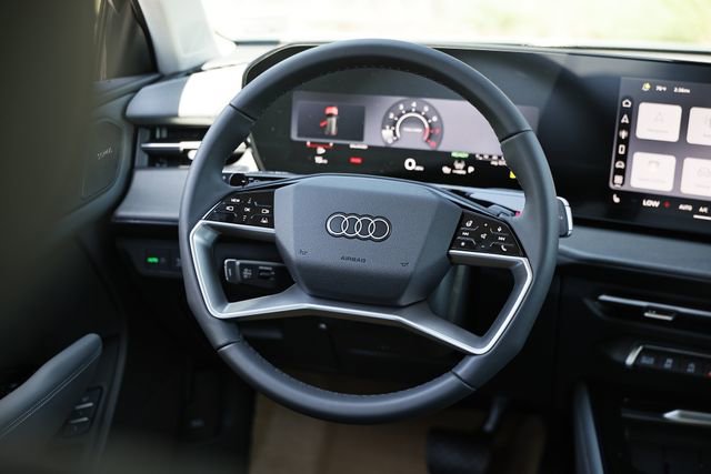 New 2026 Audi Q3 quattro 2.0T AWD/4WD image 28