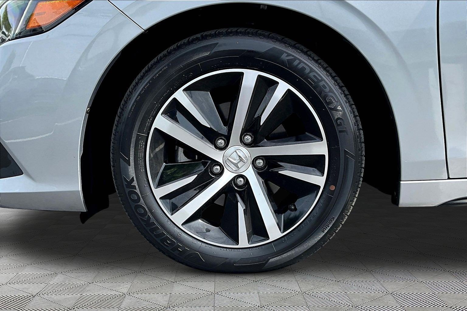 Used 2023 Honda Civic LX image 33