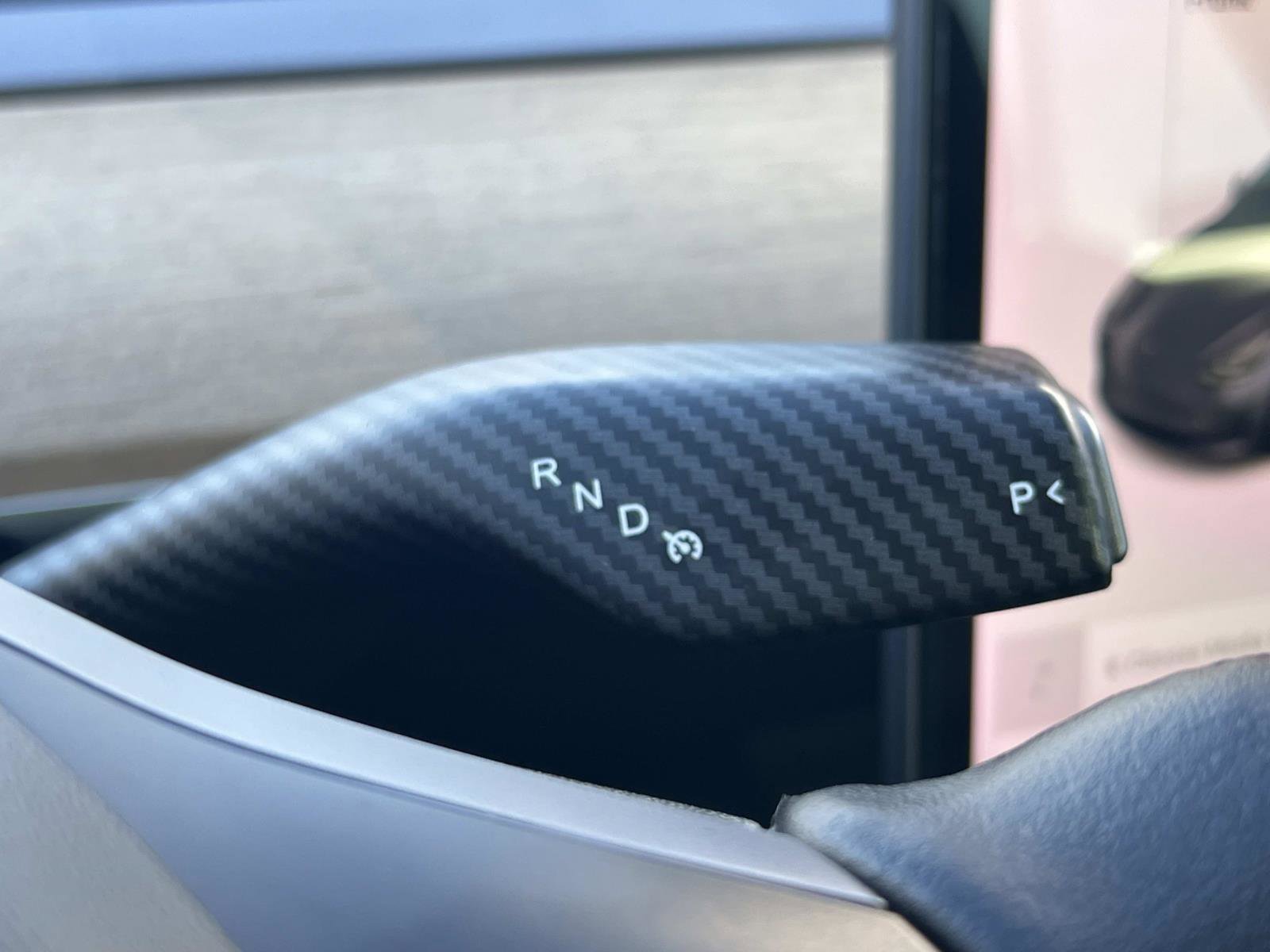 Used 2021 Tesla Model 3 Standard Range Plus image 11