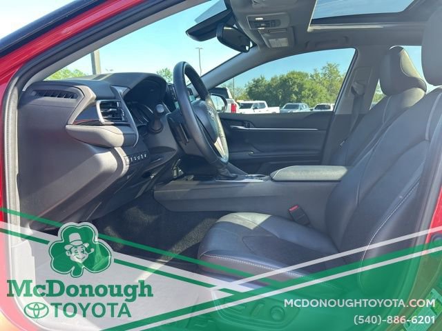 Used 2023 Toyota Camry XSE w/ Navigation Package FWD image 10