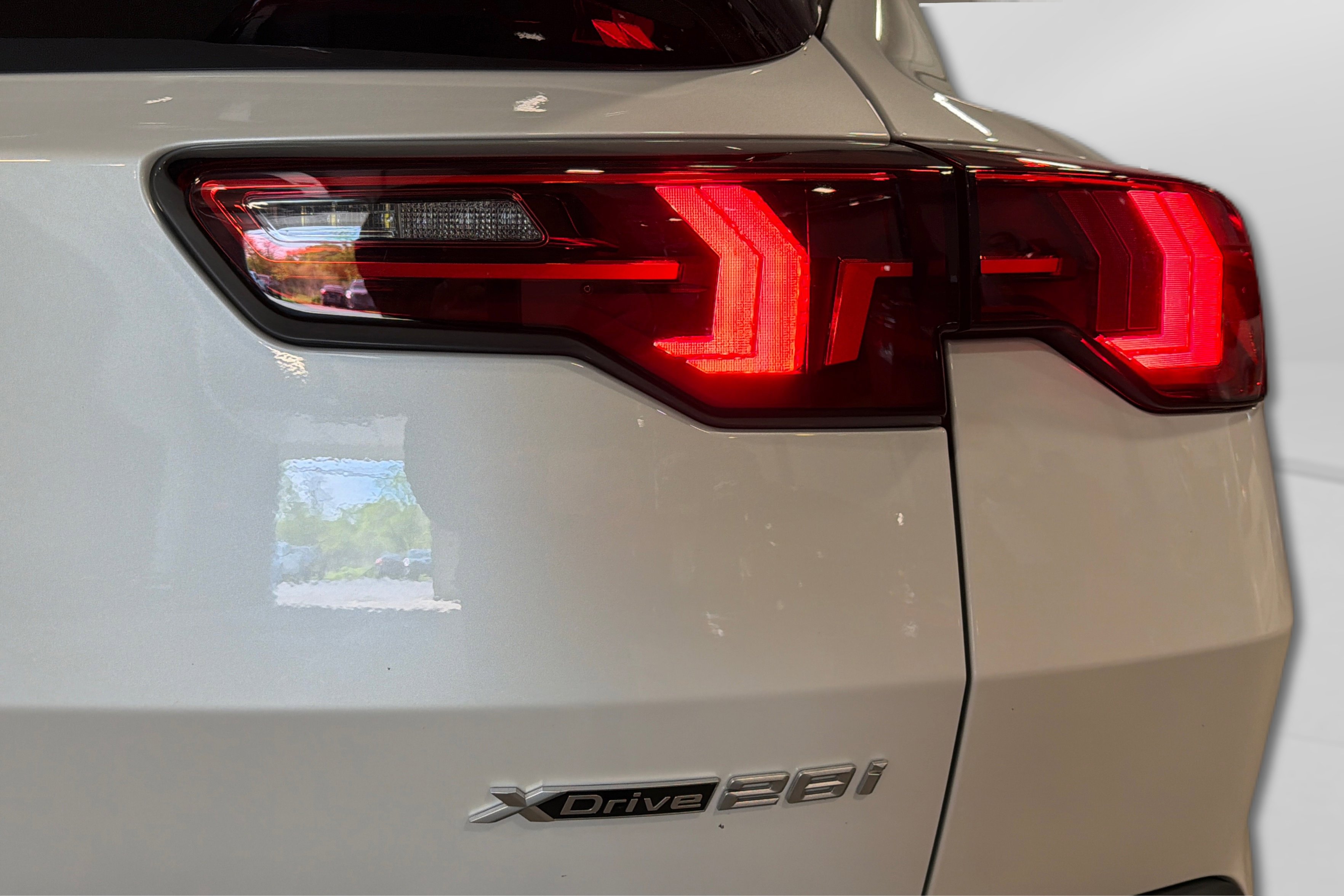 Used 2026 BMW X2 xDrive28i w/ Technology Package AWD/4WD image 47
