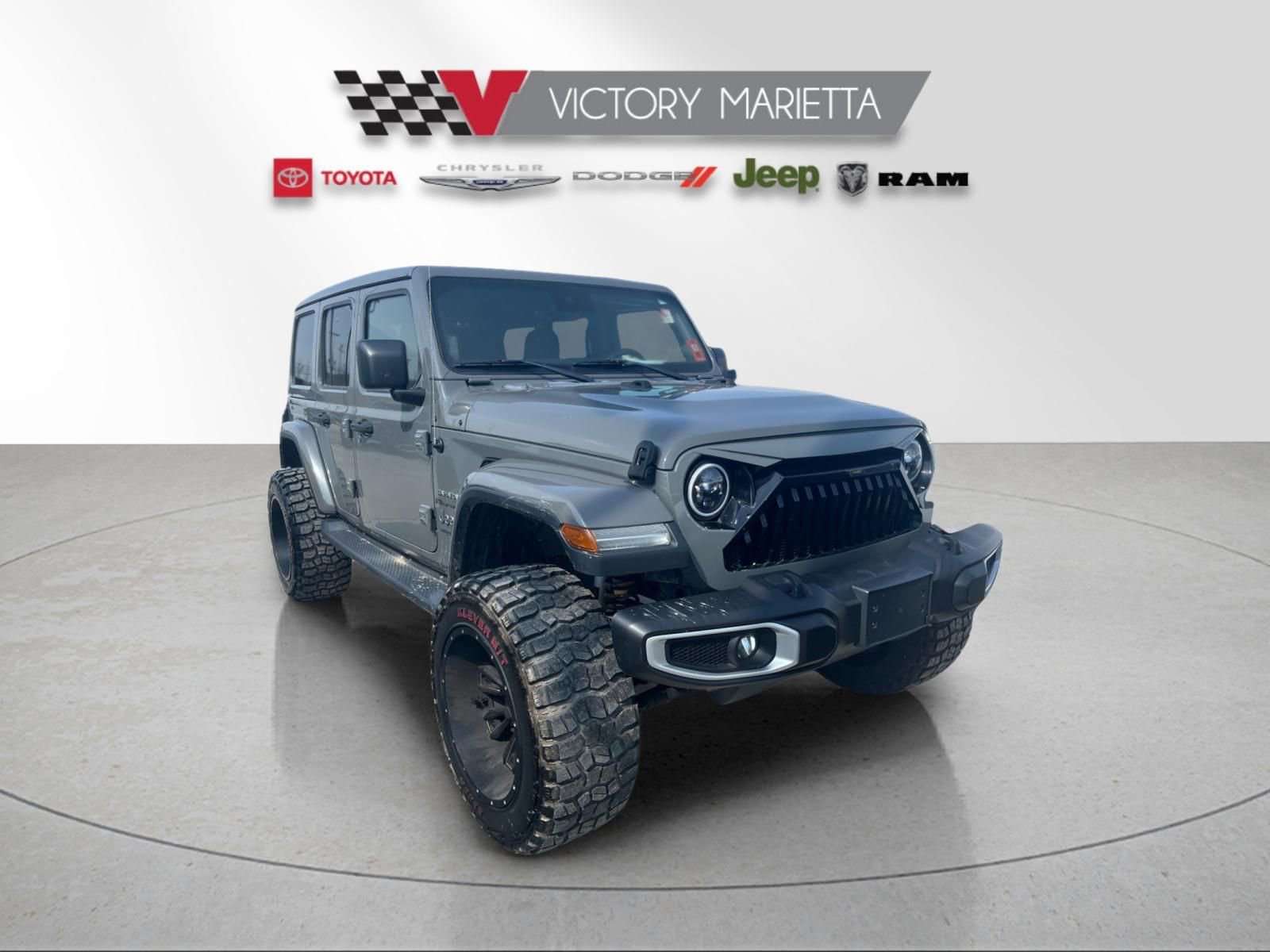 Used 2019 Jeep Wrangler Unlimited Sahara image 4