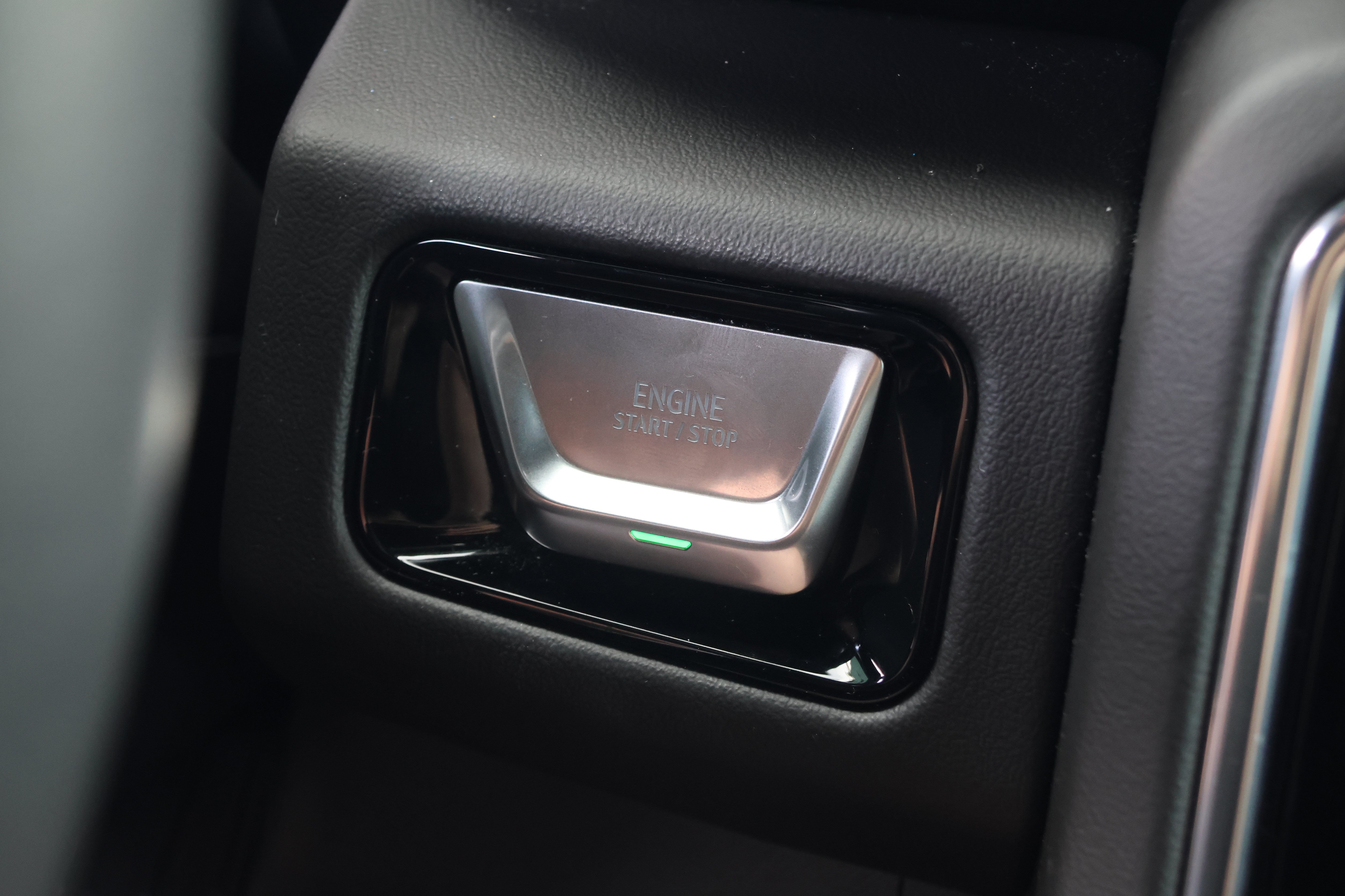 Used 2025 GMC Yukon Elevation AWD/4WD image 26