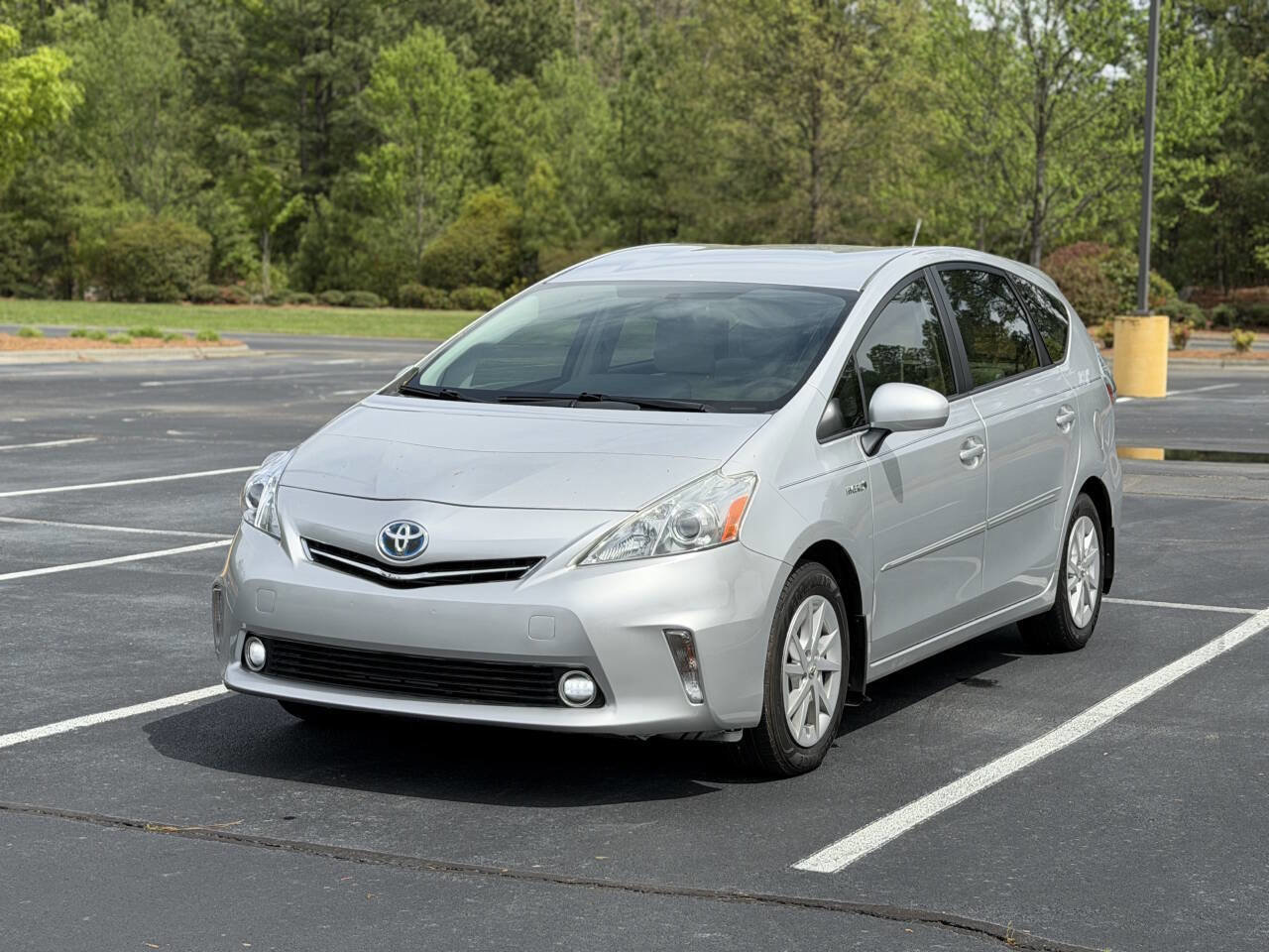 Used 2013 Toyota Prius V Three FWD image 3