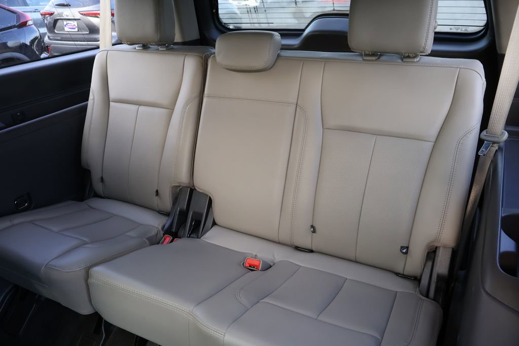 Certified 2021 Ford Expedition Max XLT RWD image 28