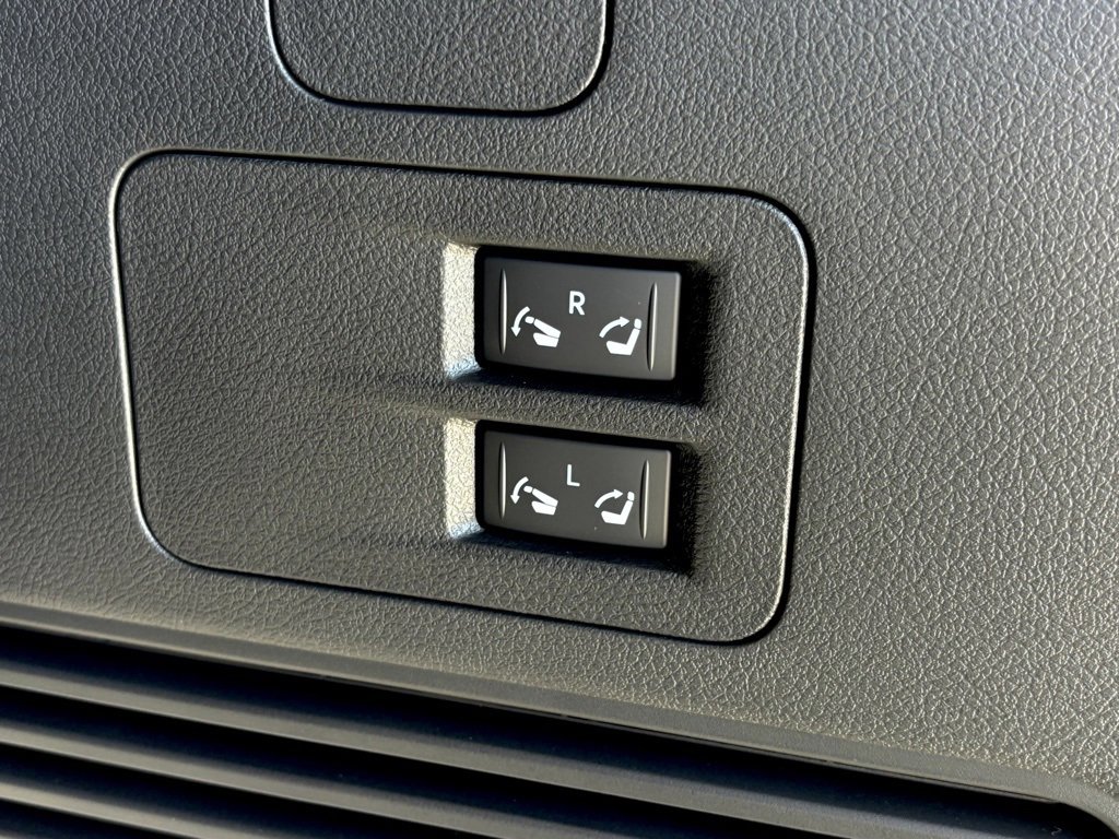 New 2026 INFINITI QX80 Pure image 25