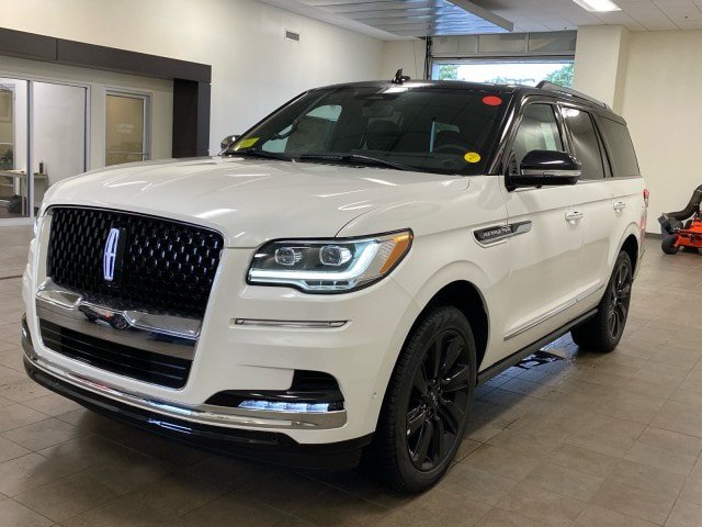 New 2024 Lincoln Navigator Black Label AWD/4WD image 4
