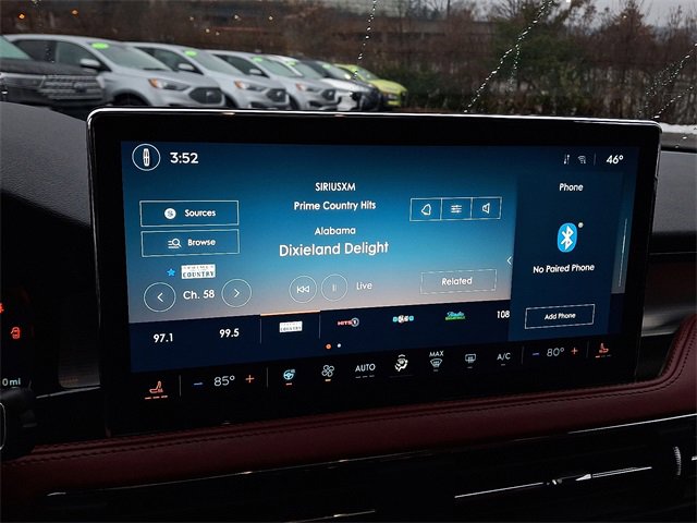 Used 2025 Lincoln Corsair Grand Touring w/ Equipment Group 302A image 18