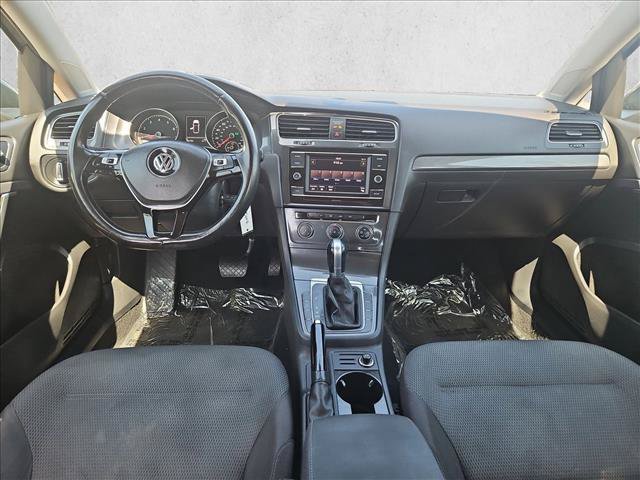 Used 2019 Volkswagen Golf SE FWD image 16