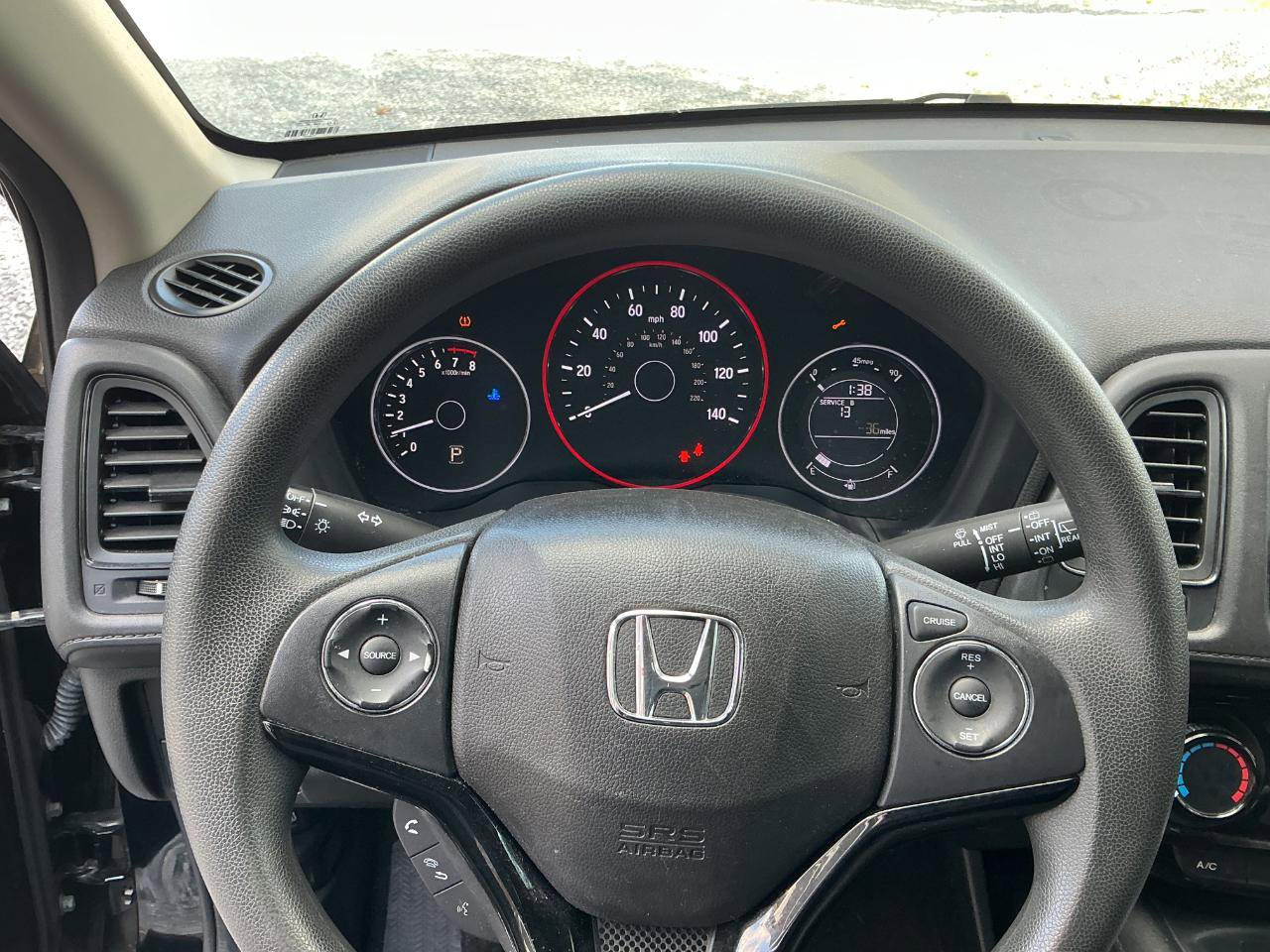 Used 2021 Honda HR-V LX image 12