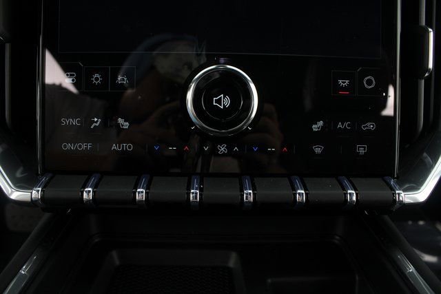 New 2026 GMC Acadia Elevation image 8