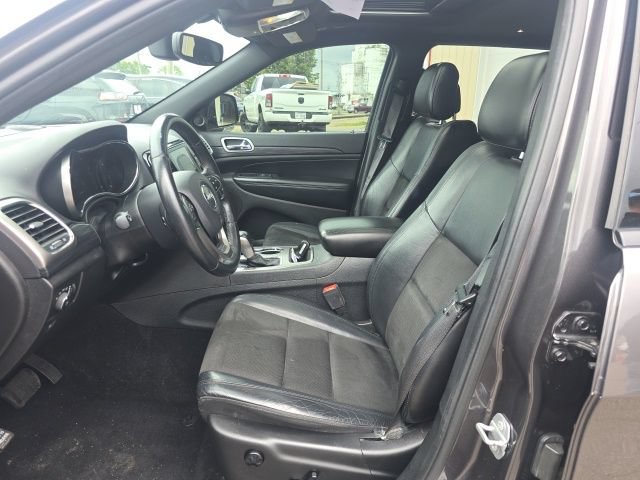 Used 2019 Jeep Grand Cherokee Altitude AWD/4WD image 9