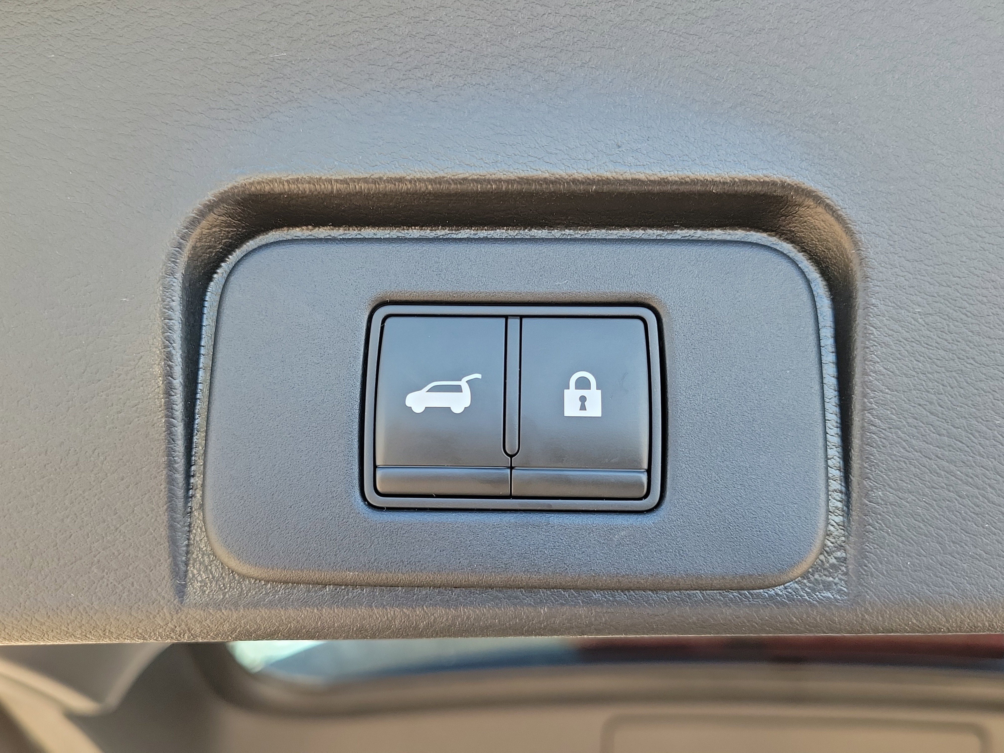 Certified 2022 Nissan Rogue SL image 12