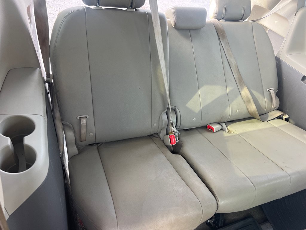 Used 2020 Toyota Sienna XLE AWD/4WD image 15