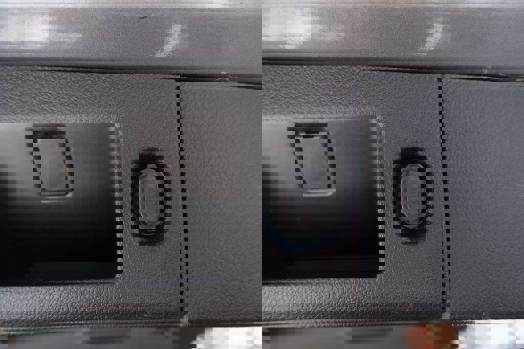 Used 2020 Cadillac Escalade Luxury image 11