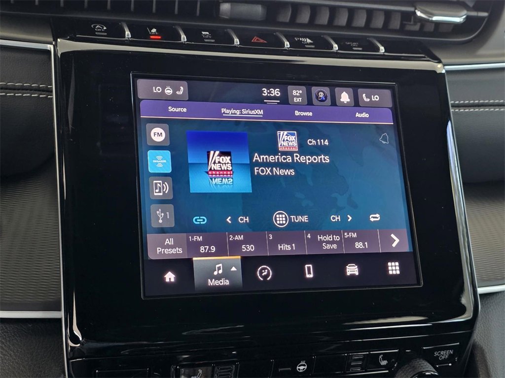 New 2025 Jeep Grand Cherokee L Altitude image 21