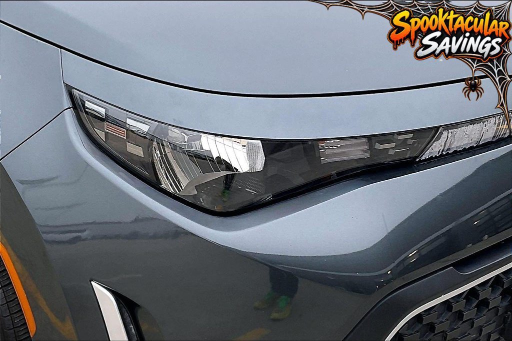 Used 2025 Kia Soul LX w/ LX Technology Package FWD image 27