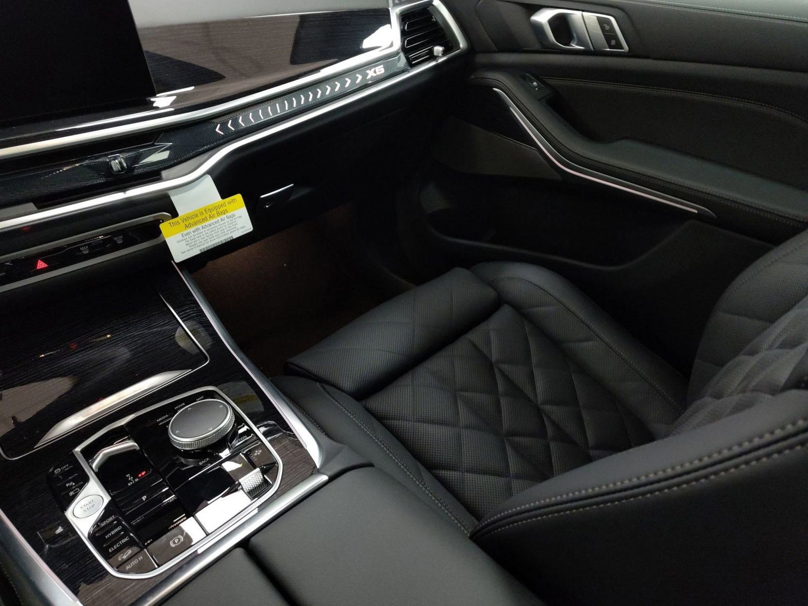 New 2026 BMW X5 xDrive50e w/ M Sport Package image 26