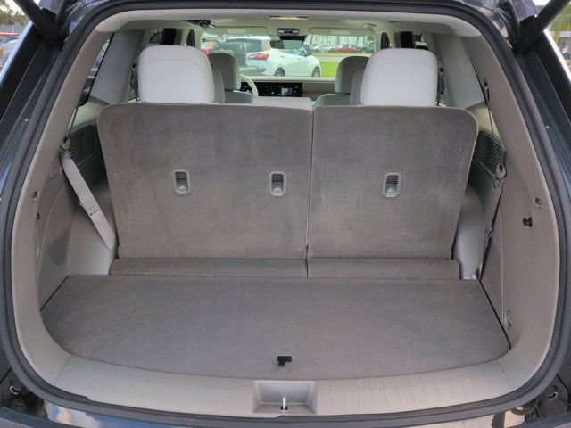 Certified 2026 Hyundai Palisade Limited AWD/4WD image 13