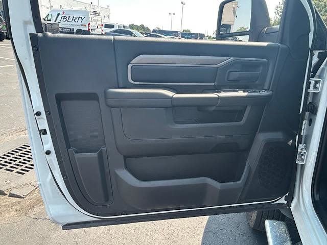 New 2024 RAM 5500 Tradesman image 14