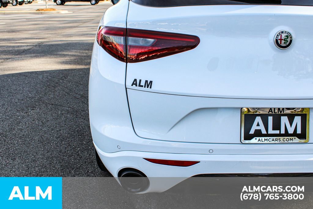 Used 2020 Alfa Romeo Stelvio Sport w/ Quick Order Package 22K Sport image 13