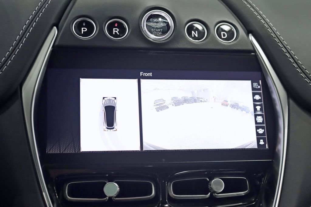 Used 2021 Aston Martin DBX AWD/4WD image 21
