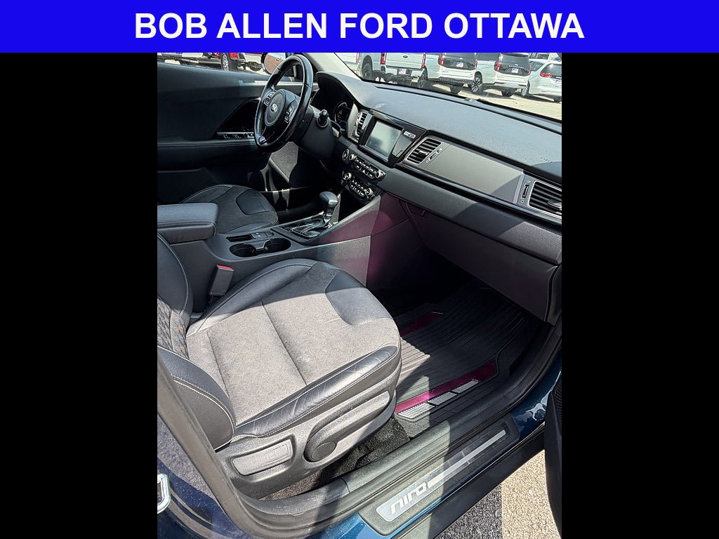 Used 2019 Kia Niro EX FWD image 16